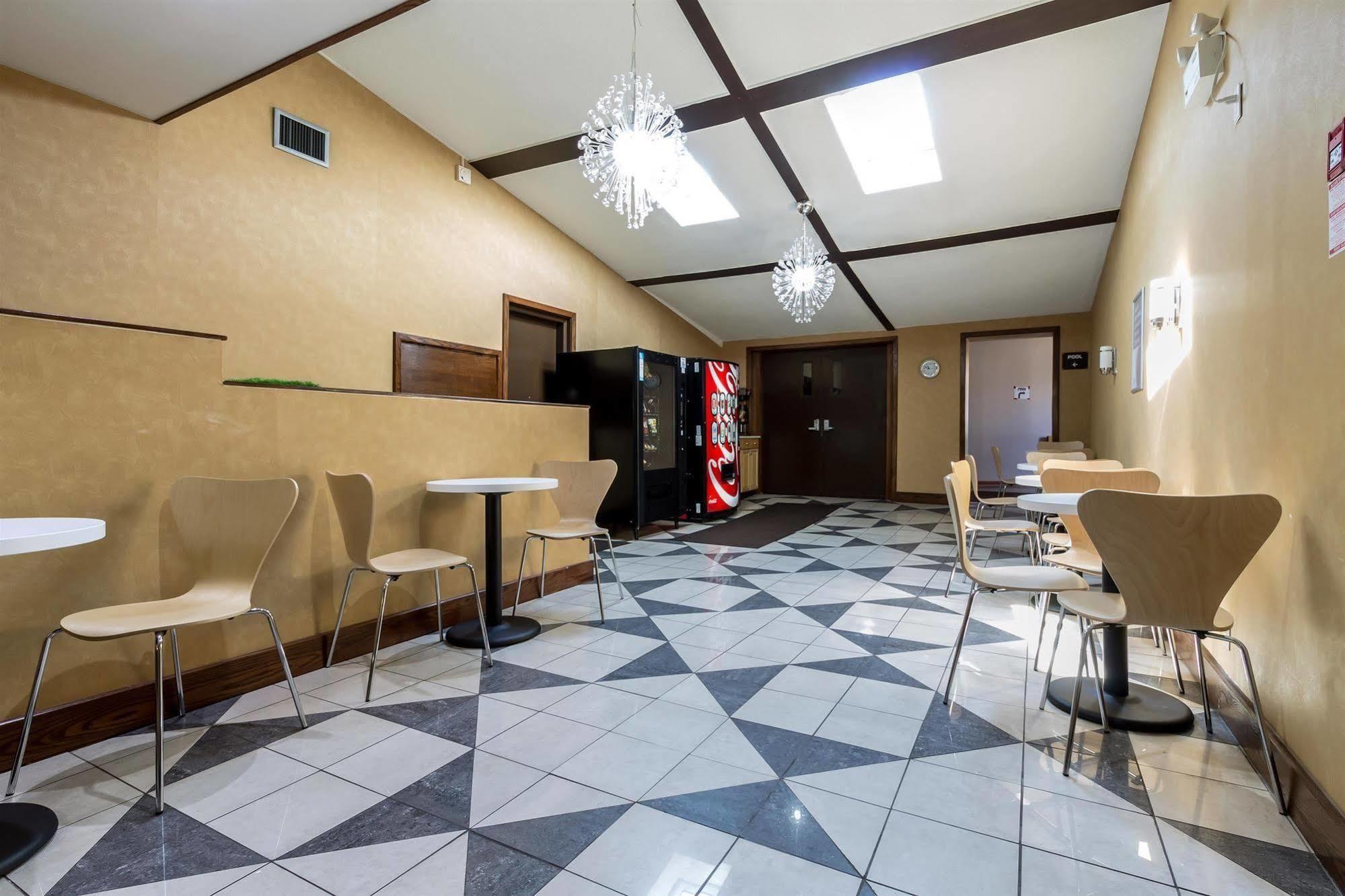 Motel 6-Trenton, On מראה חיצוני תמונה