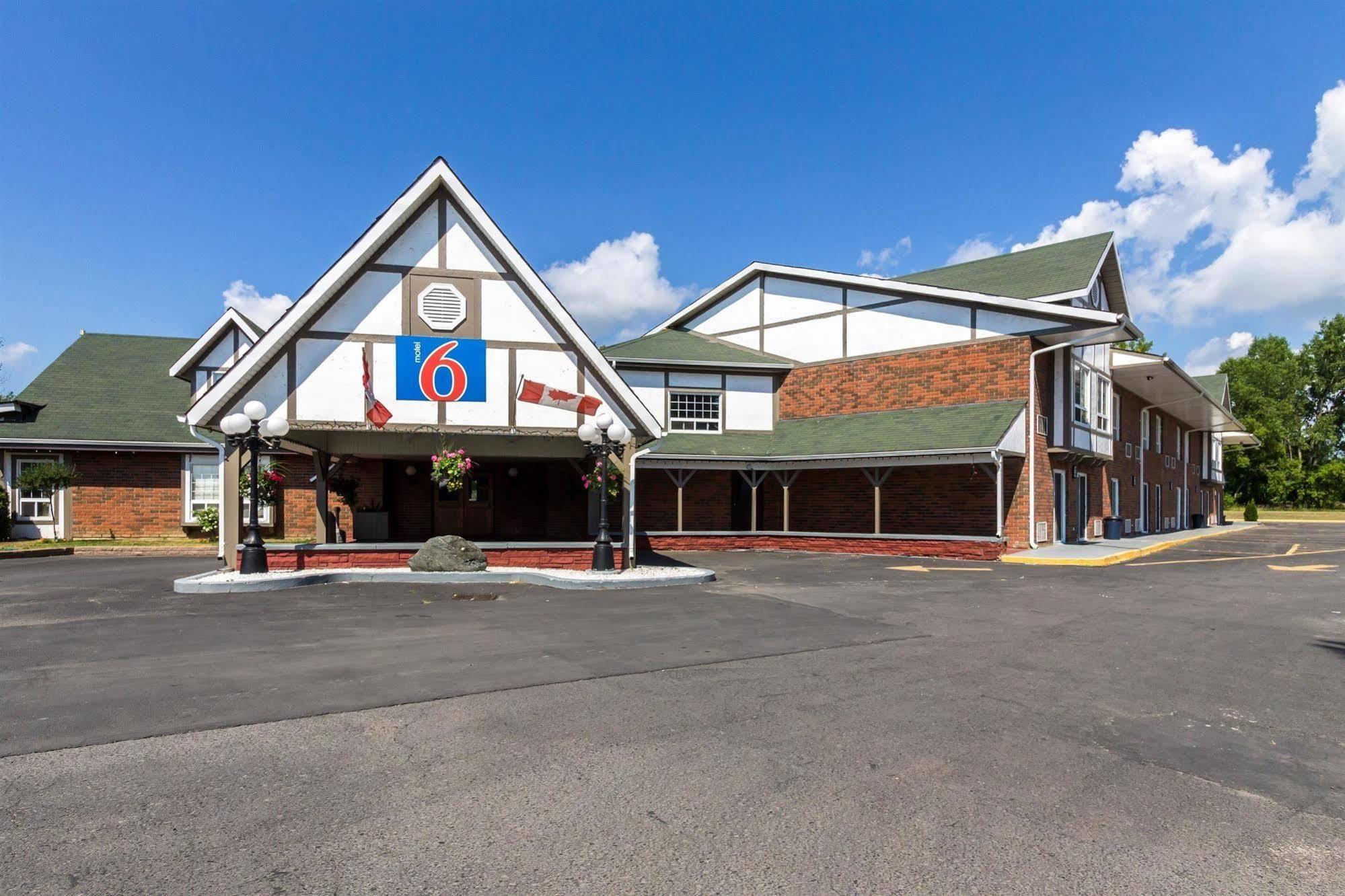 Motel 6-Trenton, On מראה חיצוני תמונה